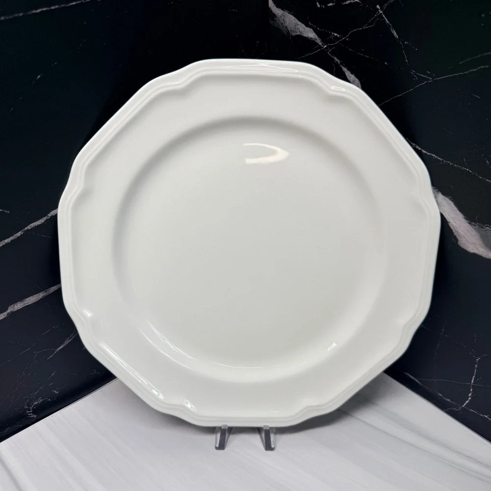 Mikasa Ultima+ Antique White HK 400 Salad Plate Scalloped Fine China 8.50in
